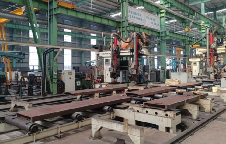 迪拜購(gòu)物中心屋頂精制鋼項(xiàng)目